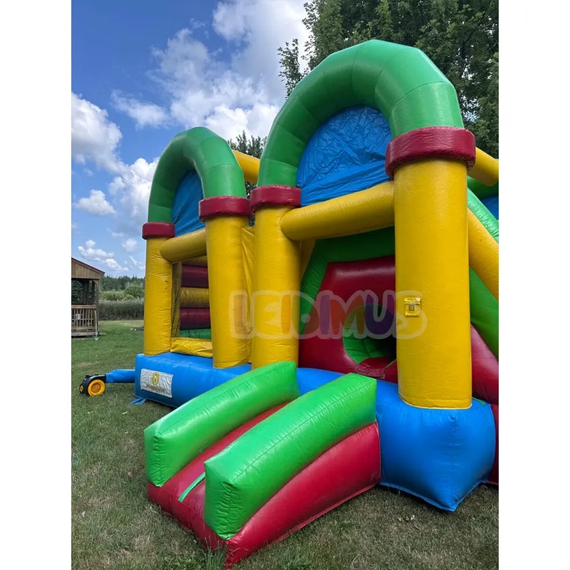 Commerciële opblaasbare hinder - Kids Outdoor Jump House recensie en prijs